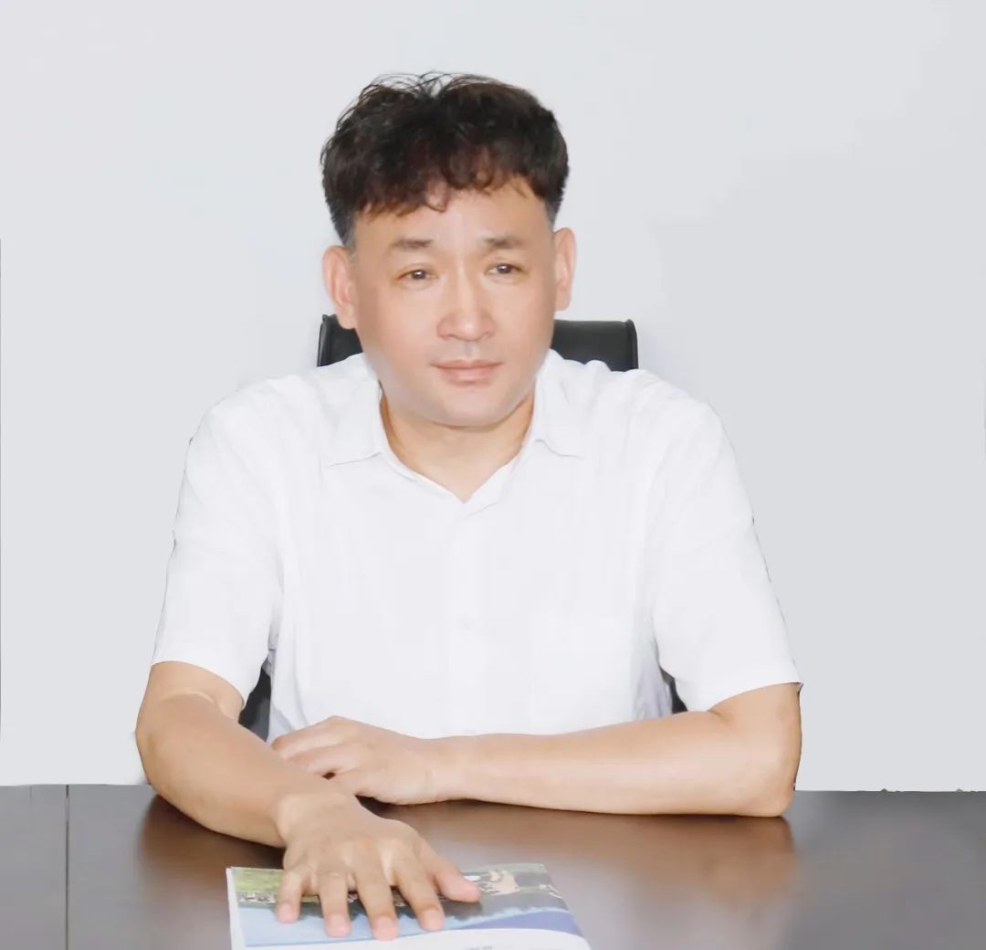 新蔡縣委書記邵奉公會(huì)見關(guān)曉彥董事長(zhǎng)一行 新蔡縣委書記邵奉公會(huì)見關(guān)曉彥董事長(zhǎng)一行