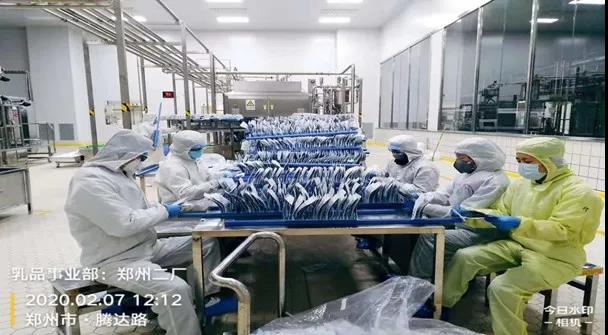 花花牛 | 疾風(fēng)來臨，你是不是勁草？