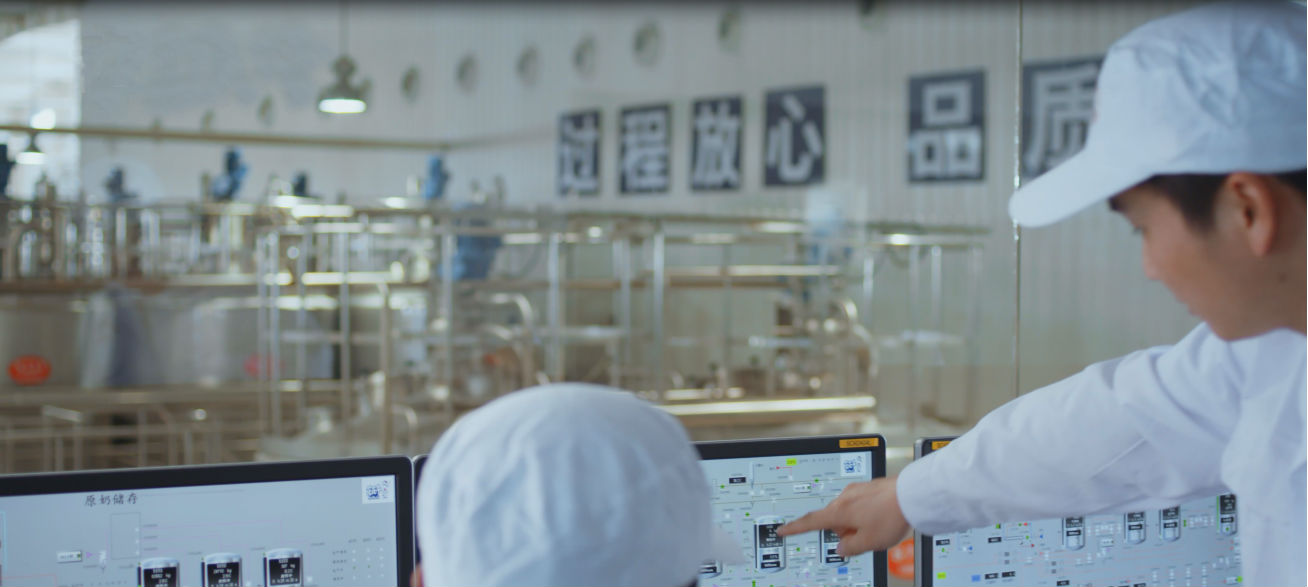 花花牛亮相2018人工智能產(chǎn)業(yè)發(fā)展高峰論壇 花花牛亮相2018人工智能產(chǎn)業(yè)發(fā)展高峰論壇