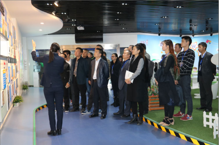 商界領袖俱樂部精英參訪花花牛！