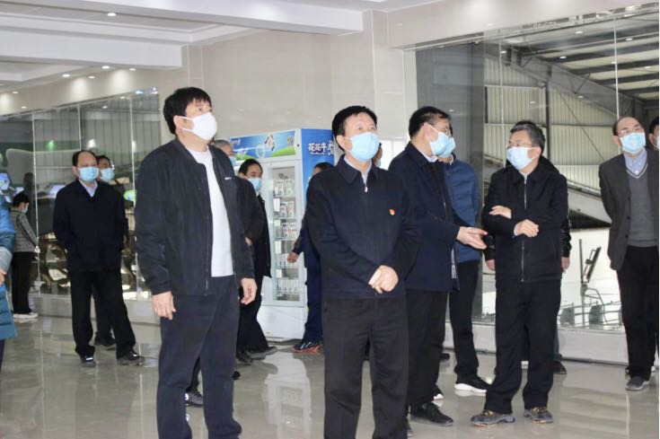 平頂山市委書記周斌一行蒞臨花花牛乳業(yè)集團 魯山瑞亞牧業(yè)有限公司調(diào)研疫情防控和復(fù)工復(fù)產(chǎn)情況 平頂山市委書記周斌一行蒞臨花花牛乳業(yè)集團 魯山瑞亞牧業(yè)有限公司調(diào)研疫情防控和復(fù)工復(fù)產(chǎn)情況